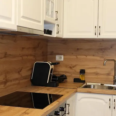 2br In Tiranas Trendiest Neighborhood Appartement *