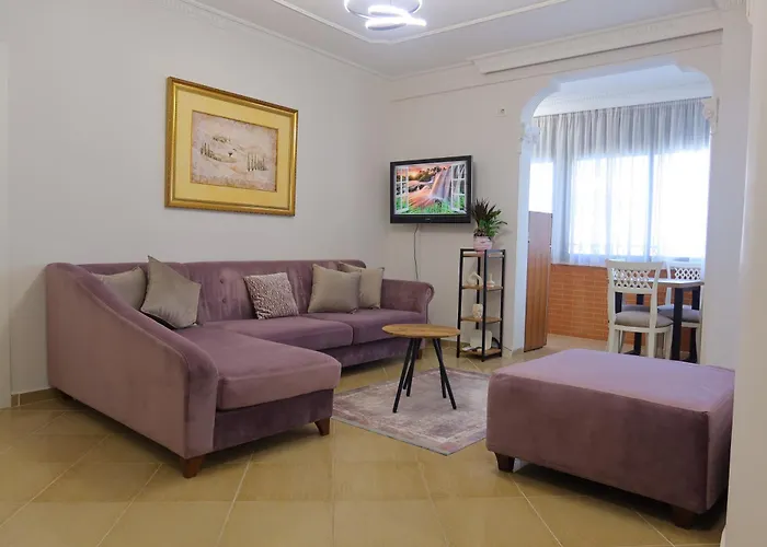 Appartement 2br In Tiranas Trendiest Neighborhood *