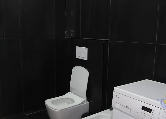 2br In Tiranas Trendiest Neighborhood Appartement *